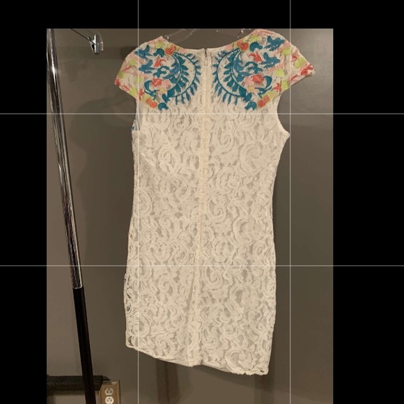 NWT Gorgeous Francesca's Mi Ami Cap Sleeve Lace Dress - Picture 5 of 8
